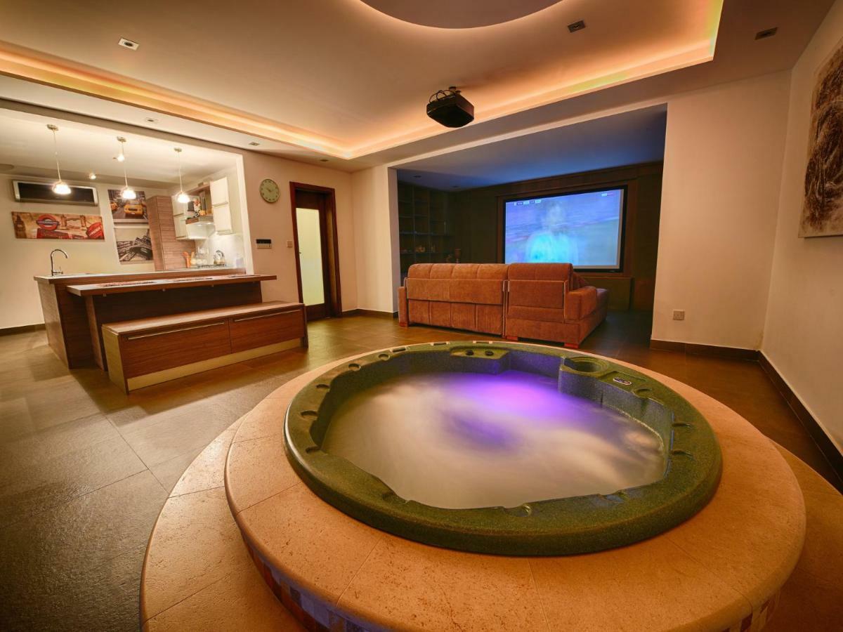 Qala Anthony'S Maisonetteヴィラ エクステリア 写真